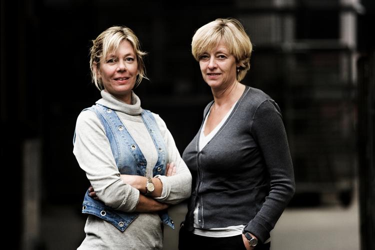 Boss. »Jeg hører meget på min mor, der er en meget klog kvinde: Al  udvikling kræver sved i hænderne og hjertebanken«, siger Mette Davidsen-Nielsen (til venstre) om, hvordan det bliver at tage på sit nye job som direktør på Information. 