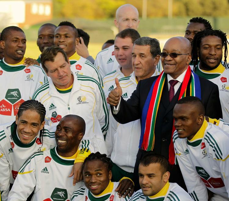 favoritter. Med opbakning fra præsident Jacob Zuma åbner Sydafrika i dag VM-slutrunden med en kamp mod Mexico. 