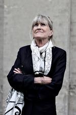 Modedronning. 65-årige Margit Brandt på udstillingens åbningsdag.  Foto: Miriam Dalsgaard 
