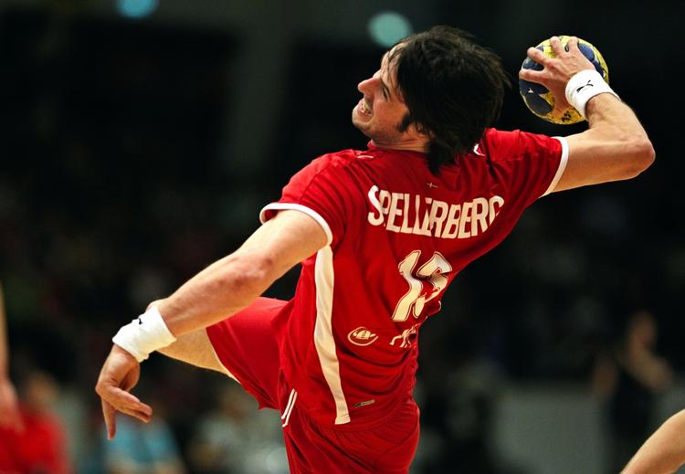 Øv.  Spellerberg er utilfreds med de sidste 12 minutter. 