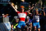sprinter. Tyler Farrar under en af de to sejrsscener ved Giro d'Italia. Arkivfoto. 