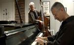 Keith Jarrett og bassisten Charlie Haden havde ikke indspillet sammen  siden 1970erne, da Jarrett skulle medvirke i en  dokumentarfilm om Haden. Det endte med, at de to lavede den duo-cd, som nu er udgivet.  Foto fra filmen:  Reto Caduff 