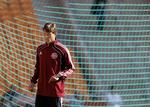 SKADET. Jon Dahl Tomasson kunne ikke stille til start i dagens kamp mod Holland. 