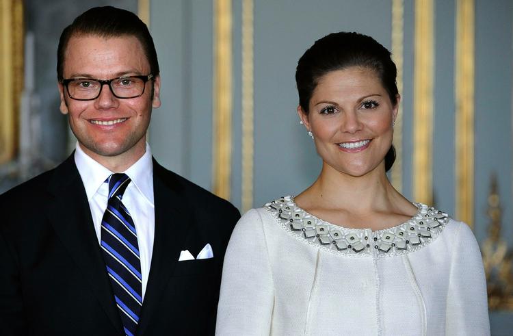 royalt. De fleste spillere hos Ladbrokes tror, at Daniel Westling og kronprinsesse Victoria lader bryllupsrejsen gå til Hawaii eller Brasilien. 
