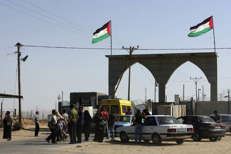 Blokade. Israelske politikere er nu klar til at tillade, at flere varer kan komme ind over grænsen til palæstinensere i Gaza. 