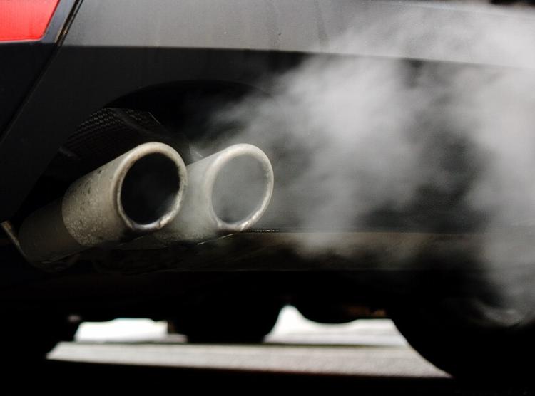 partikler. Ultrafine dieselpartikler er årsag til hvert 20. slagtilfælde i hovedstaden. En mulighed for at komme de farlige partikler til livs er at skærpe miljøzoneloven og kræve at flere køretøjer får partikelfiltre. 