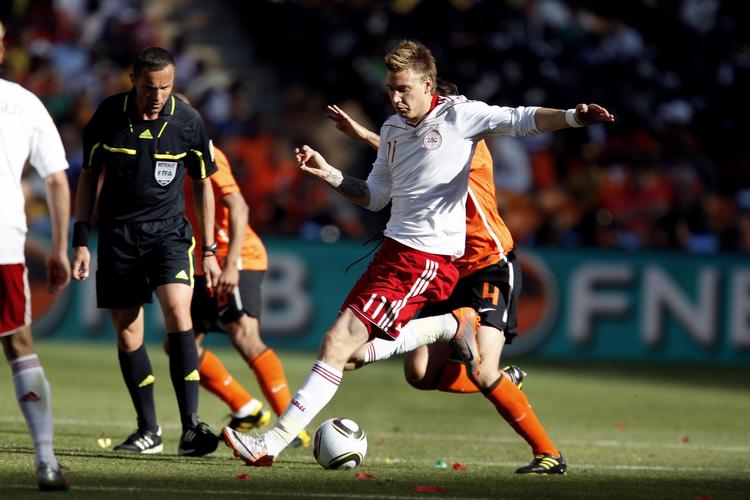 FIT. Nicklas Bendtner fik en time mod Holland. Mod Cameroun er han klar til at spille endnu længere. 