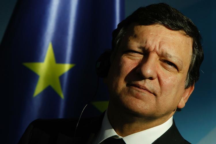 2020. Kommissionsformand Jose Manuel Barroso fremlagde for tre måneder sin en storstillet plan for EU's arbejde de næste ti år. Nu er den med visse ændringer vedtaget. 