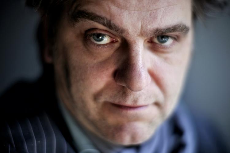 Bornedal. »Jeg har igennem mange år tænkt på disse billeder: En tordnende himmel og rystende danske soldater under den, mens prøjsere stormer voldene«, lyder det fra Ole Bornedal. 