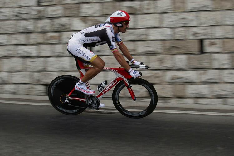 TJEKKET. Fabian Cancellara er tidligere blevet beskyldt for at have en motor i sin cykel, nu får han og de andre Tour de France-deltagere skannet cyklerne. 