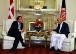 Gæst. Lars Løkke Rasmussen på besøg hos Afghanistans præsident, Hamid Karzai, i dag. 