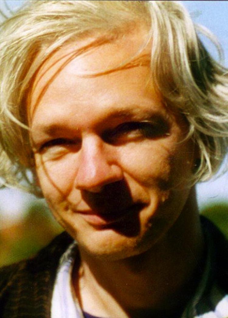 Wikileaks. Julian Assange er ikke nogen populær mand i USA. Men han er ikke bekymret for, at de amerikanske myndigheder skulle være efter ham. 