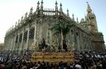 Sevilla. 'Mordere i Skjul' er nok mestendels for aficionadoen, der elsker alt spansk, fra tyrefægtning til tapas. 