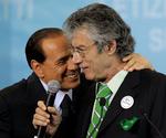 regering. Umberto Bossi (til højre) har tidligere ernæret sig som sanker. Siden 2008 har han og Lega Nord været en del af den italienske regering. Arkivfoto. 