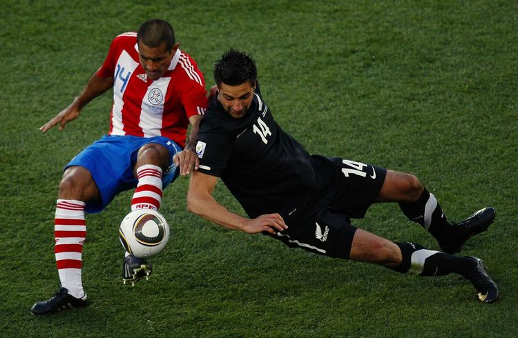 skidt. Måske var det VM's ringeste kamp, da Paraguay og New Zealand krydsede klinger i sidste runde i den indledende gruppe. 
