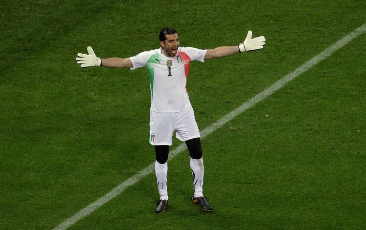 skadet. Veteranmålmanden Gianluigi Buffon var kun med i Italiens første kamp ved VM. Arkivfoto. 