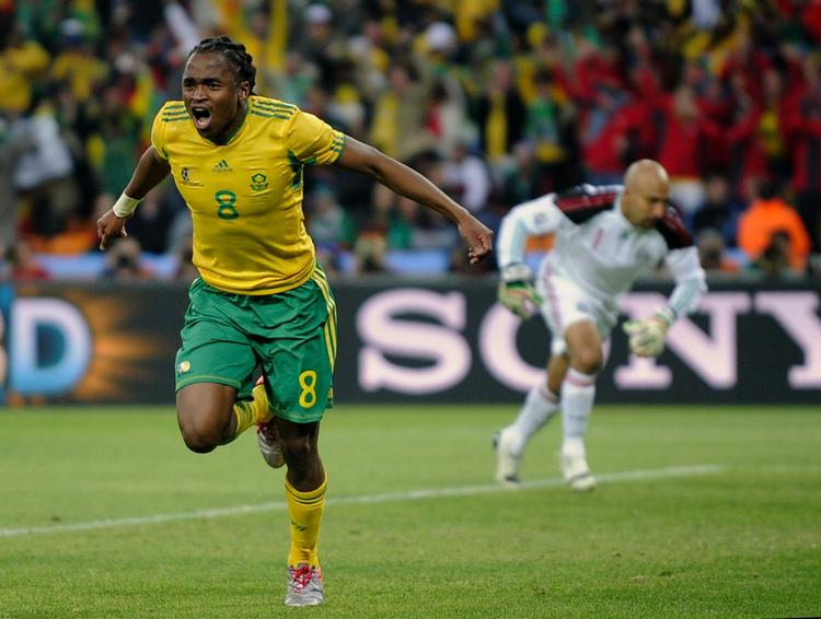kanon. Sydafrikas Siphiwe Tshabalala åbnede VM med et drømmehug mod Mexico. Arkivfoto. 
