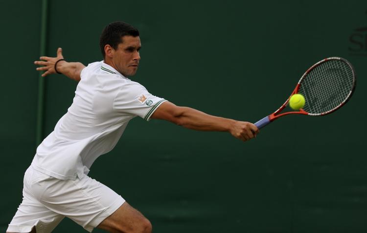 BALLADEMAGER. Vitor Hanescu bliver straffet af arrangørerne af Wimbledon for ikke at opføre sig ordentligt. 