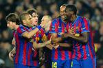 FORTID. Yaya Touré og Thierry Henry (th) kommer ikke til at juble mere med de øvrige Barcelona-spillere. 