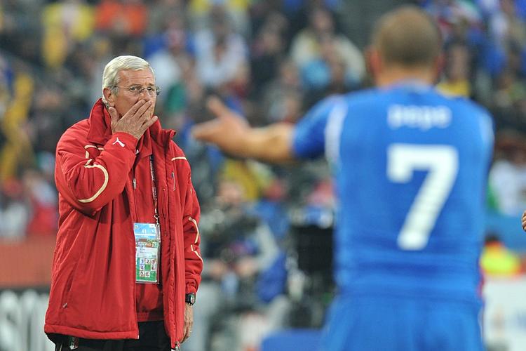 Arbejdsløs. Marcello Lippi er efter et skuffende VM med Italien fri på trænermarkedet. 