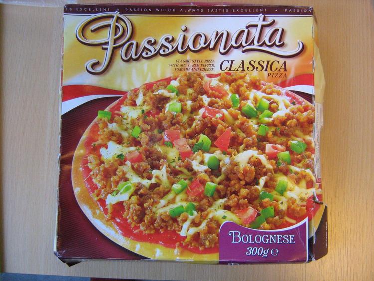 Pizzaen, som Føtex har måttet hive væk fra sine frostdiske. 