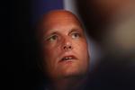 STÅLSAT. Bjarne Riis's store mål for sæsonen er som altid Tour de France, og trods krisesnak om Team Saxo Bank har løbet fuld fokus. 