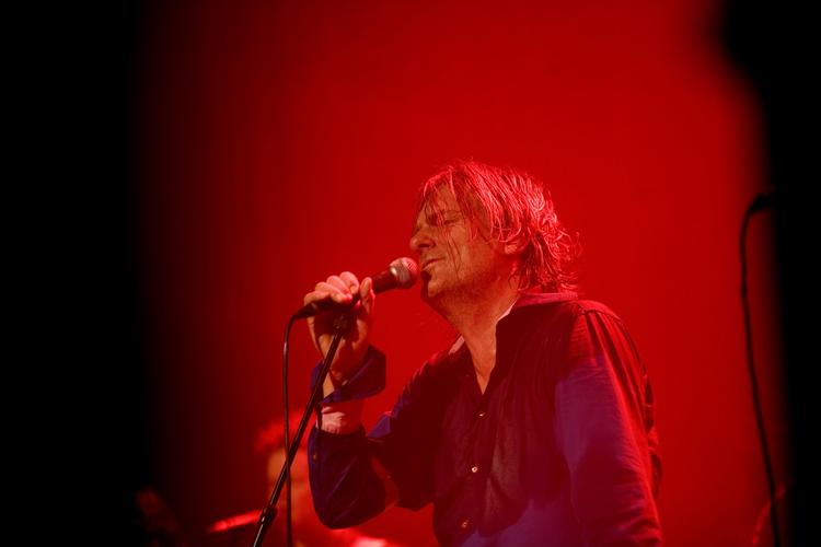 Forsanger for Gnags, Peter A.G. mener, at Roskilde Festival er blevet et kommercielt cirkus. 