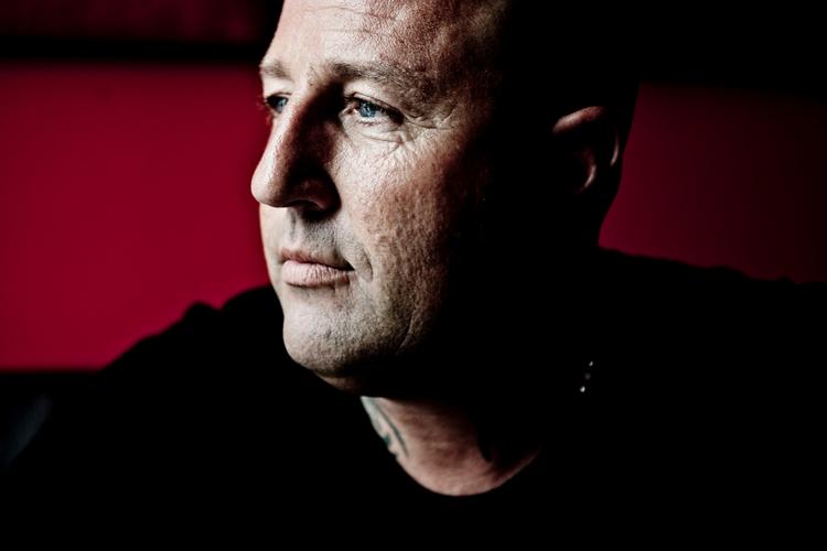 sandberg. Brian Sandbergs forsvarer mener, at politiet har afsagt dom på forhånd, når man vælger at konfiskere bogforskud. Konfiskationen er godkendt af byretten og siden kæret til landsretten af Sandberg og co. 