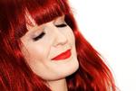 Sangfugl. Florence Welch, forsanger i 'Florence and the Machine' har lettere ved at tænke kreativt end mange andre. 