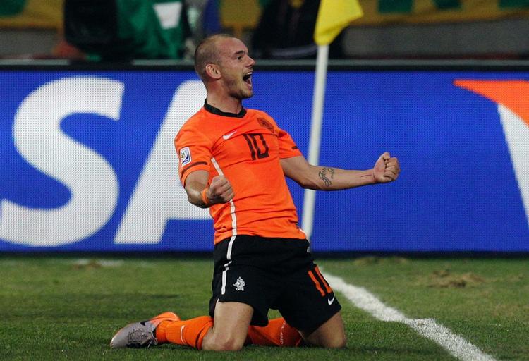 Wesley Sneijder scorede det afgørende mål, der sendte Holland i semifinalen. 