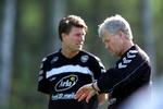 LÆREPENGE. Michael Laudrup begyndte sin trænerkarriere som assistent for Morten Olsen. 
