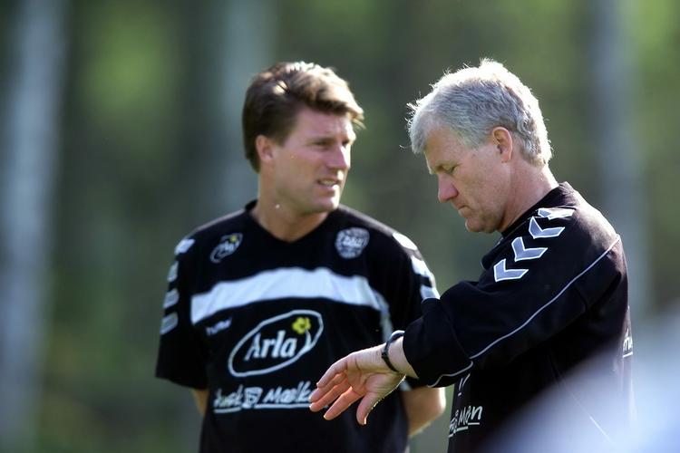 LÆREPENGE. Michael Laudrup begyndte sin trænerkarriere som assistent for Morten Olsen. 