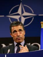 Anders Fogh Rasmussen er ikke tilfreds med, at Danmark har trukket sig AGS-projektet, der skal gøre det lettere at spotte vejsidebomber. (arkivfoto) 