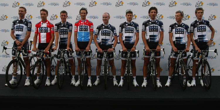 AMBITIØSE. Det eneste, der tæller for Team Saxo Bank i dette års Tour de France, er en sejr. 