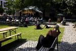 Sognepræst i Christians Kirke på Christianshavn mener, at en ikke-religiøs jazzkoncert kan give folk, der normalt ikke går i kirke lyst til at blive kirkegængere. 