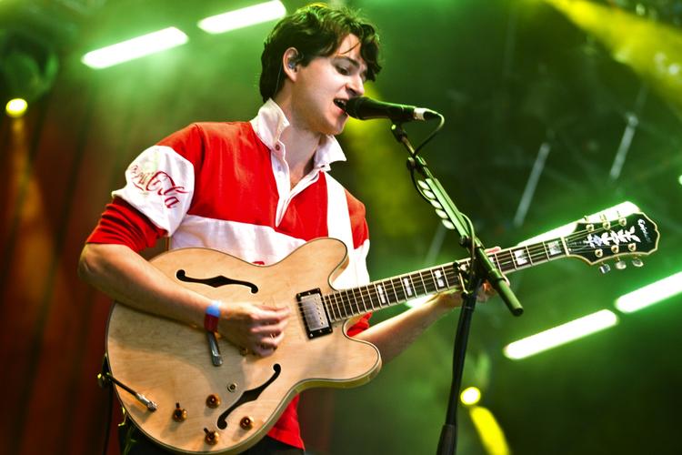 Heftigt. Vampire Weekends forsanger og guitarist Ezra Koenig. 