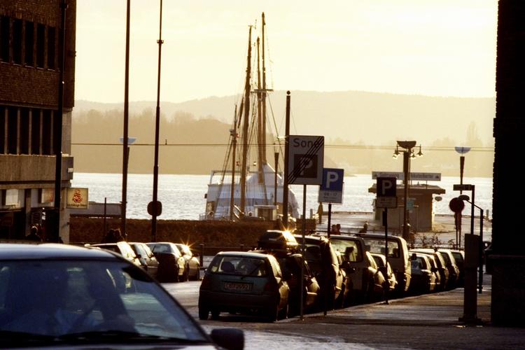 Byen. Oslo og dens forstad Veitvet lægger scene til Per Pettersons prosa. 