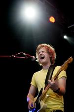 Smukt. Da Jesper Lidang fra The Rumour Said Fire sang linjen »and your mouth tastes like sunshine, baby« stod det klart, at her er et ungt dansk band som har leveret en kærlighedssang, der både virker og virker ægte uden at være banal. 
