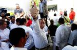 DEMOKRATI. Egidio Torres (midten) bror Rodolfo Torre Cantu blev en uge inden guvenørvalgene i Mexico dræbt af en narkobande. Egidio stillede op i sin brors sted, og vandt valget i delstaten Tamaulipas. 