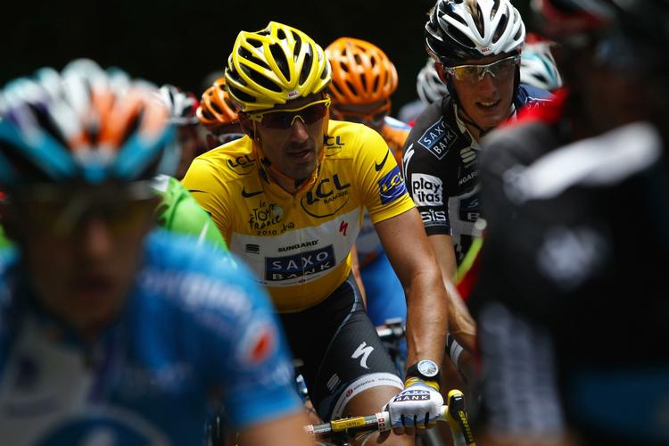 Fabian Cancellara og Andy Schleck (th.) under dagens etape. 