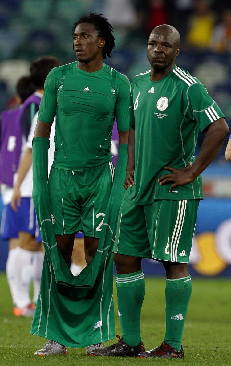 OVERVÅGET. Fifa er ikke sikker på, at Nigerias regering kan holde sig fra at blande sig i landets fodboldforbunds anliggender. 