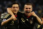 Eftertragtede. Özil og Podolski meldes på vej væk fra Werder Bremen og FC Köln. 