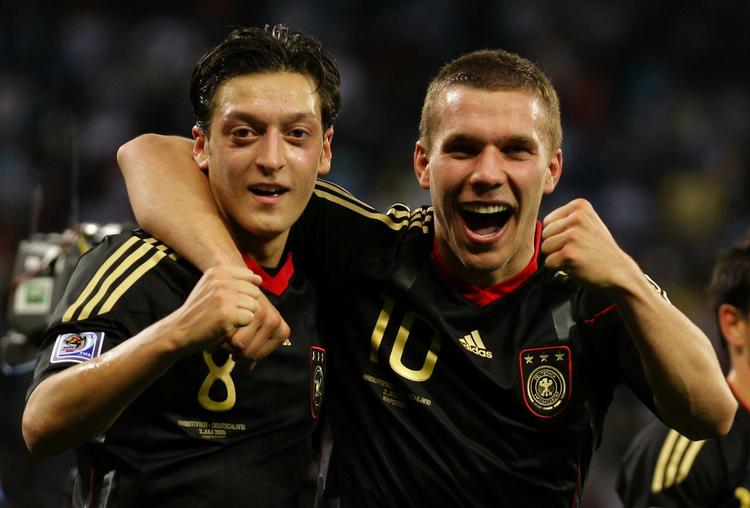 Eftertragtede. Özil og Podolski meldes på vej væk fra Werder Bremen og FC Köln. 