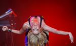 Fleksibel. Shakira åbnede VM-festen 10. juni, og nu får hun også lov at lukke den med 'Waka Waka'. Arkivfoto. 