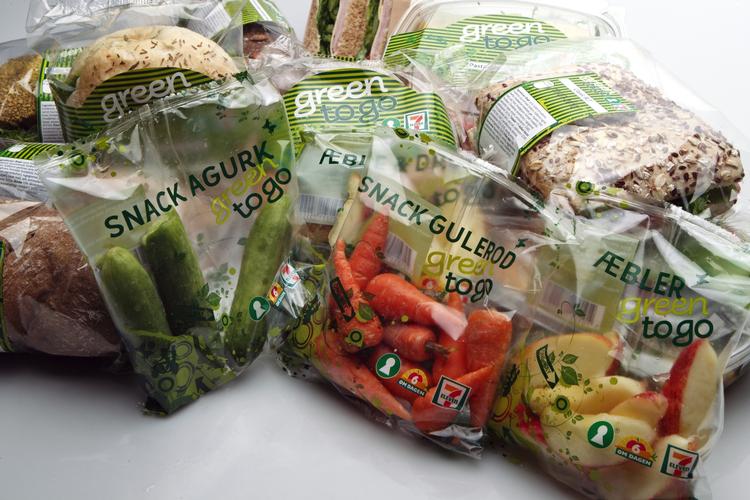 Sandwich og salat med ernæringsmærket Nøglehullet vil fremover være at finde mellem donuts og pølser i 7-Elevens sortiment. 