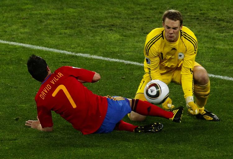 Afbrænder. VM-topscorer David Villa havde selv et par gode chancer i semifinalesejren over Tyskland. 