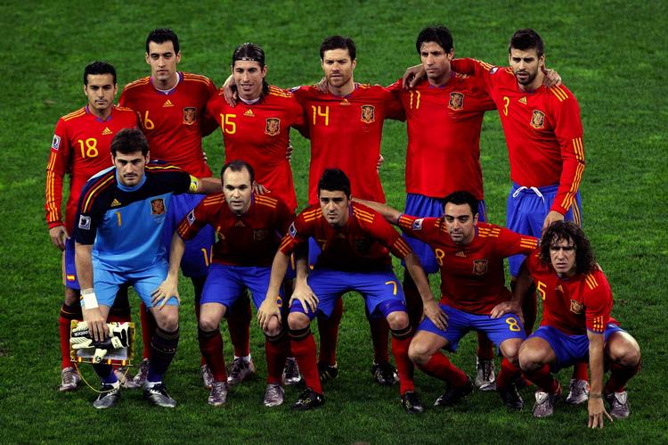 Barcelona. Syv spillere fra den spanske mesterklub var med fra start, da Spanien slog Tyskland i VM-semifinalen. 