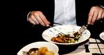 Dobbeltliv. Til daglig er Rafi aktierådgiver i Londons finansdistrikt. Hverken kollegerne eller familien ved, at han er identisk med kultbloggeren ’The FoodSnob’. Foto: Martin Bubandt 