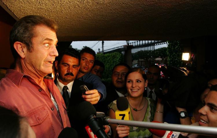 Søgelyset. Mel Gibson bliver både anklaget for at være racist og voldsmand af sin ekskæreste i den igangværende skilsmissesag. Arkivfoto. 