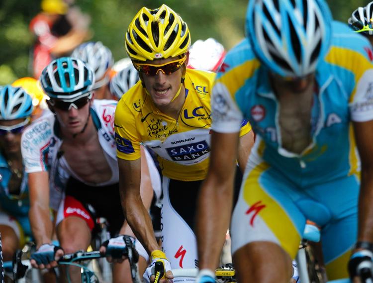 Gul. Andy Schleck kunne slappe af oven på tirsdagens hårde bjergetape. 